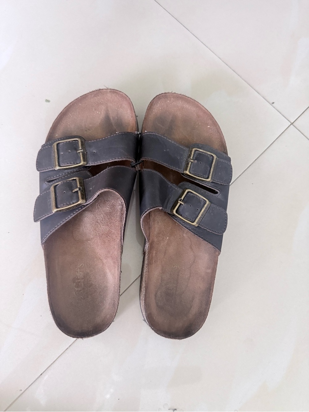 Cliffs by WHITE MOUNTAIN Women's Brown Double-Buckle Slide Sandals